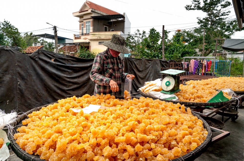 jaggery and turmeric